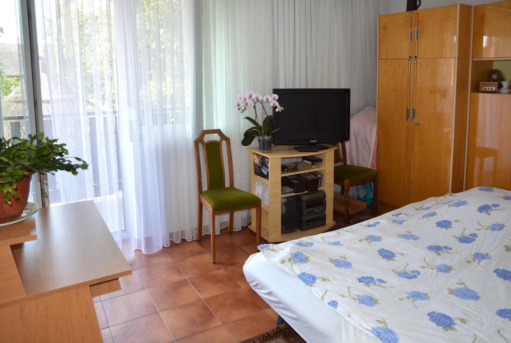 Ferienwohnung Benedekne Haza Gyenesdiás Exterior foto